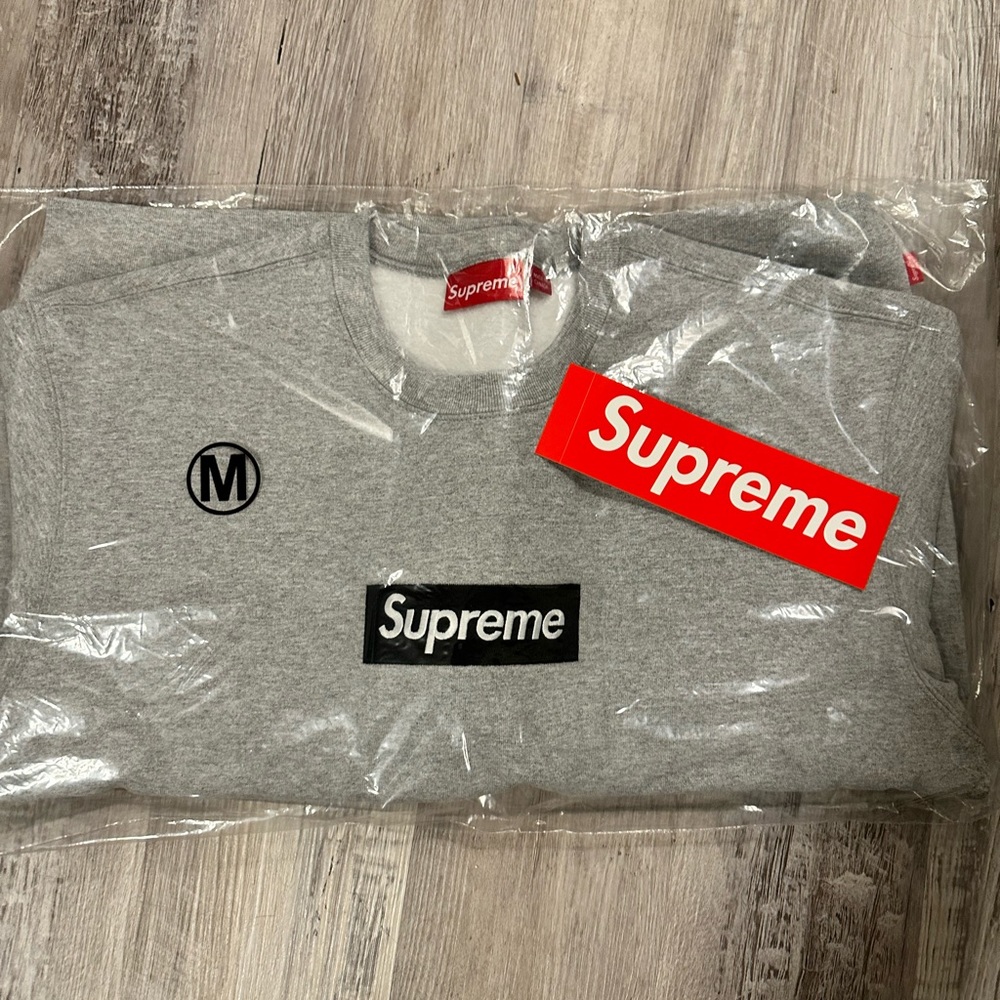 ❌❌SOLD❌❌❌Supreme box logo size medium heather grey crewneck
